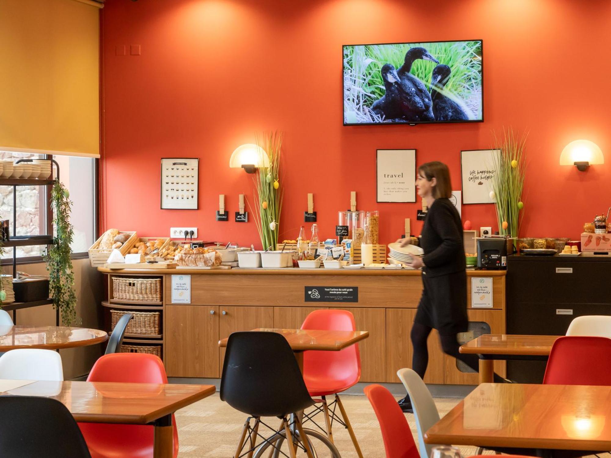 Готель Ibis Le Puy-En-Velay Centre Екстер'єр фото