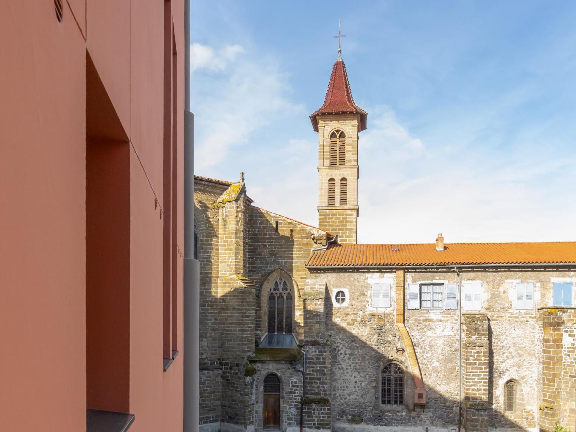 Готель Ibis Le Puy-En-Velay Centre Екстер'єр фото